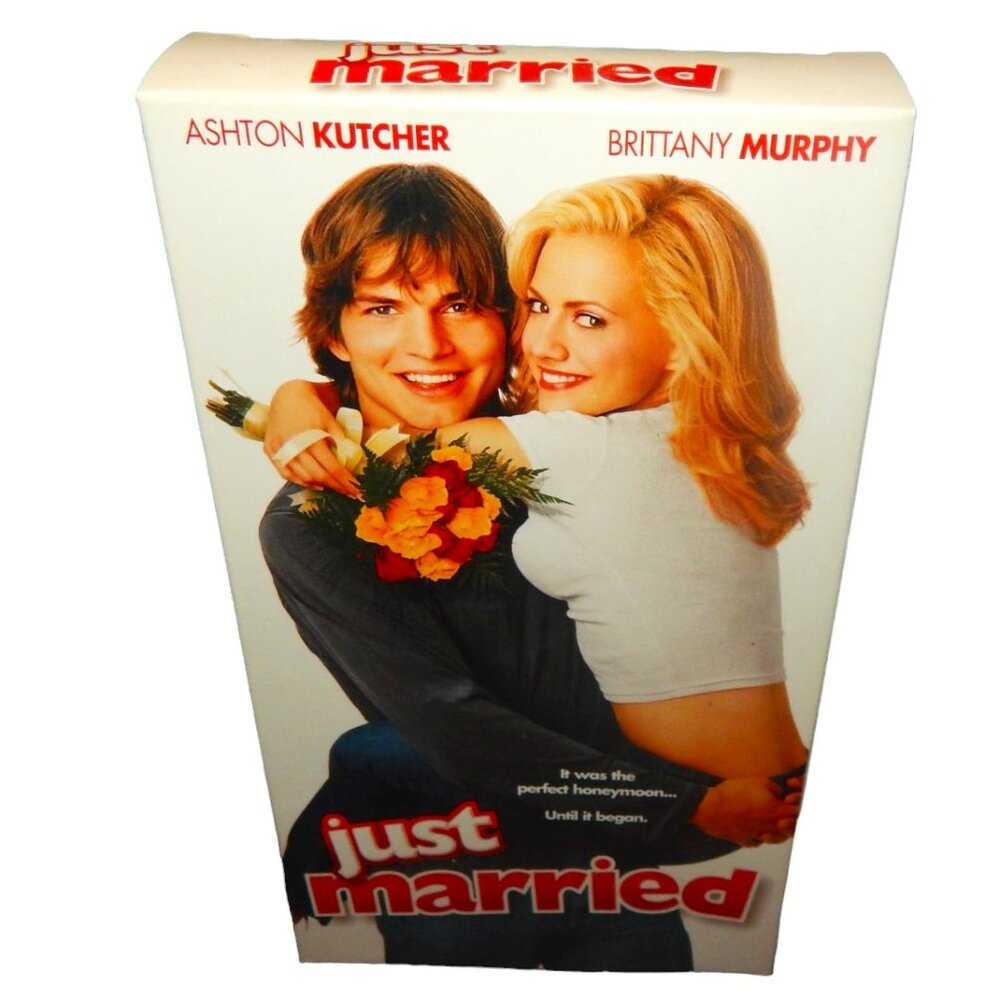 JUST MARRIED vintage VHS in original paper case Ashton Kutcher Brittany Murphy